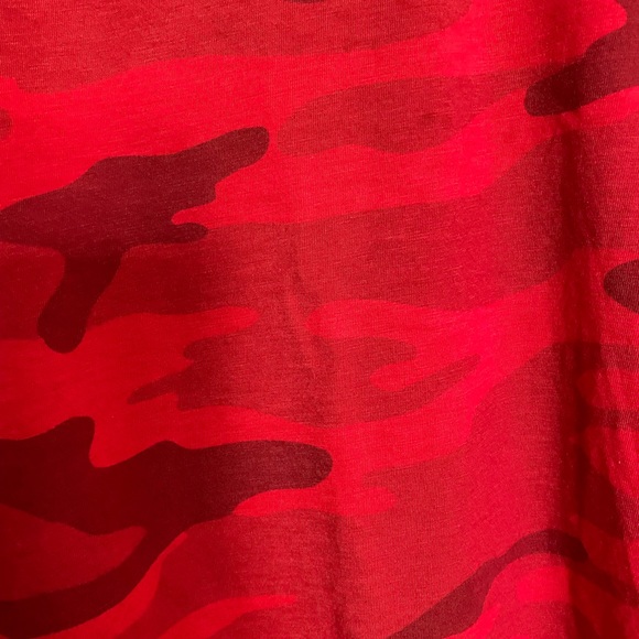Rag & Bone t-shirt XS red camo - Picture 2 of 4